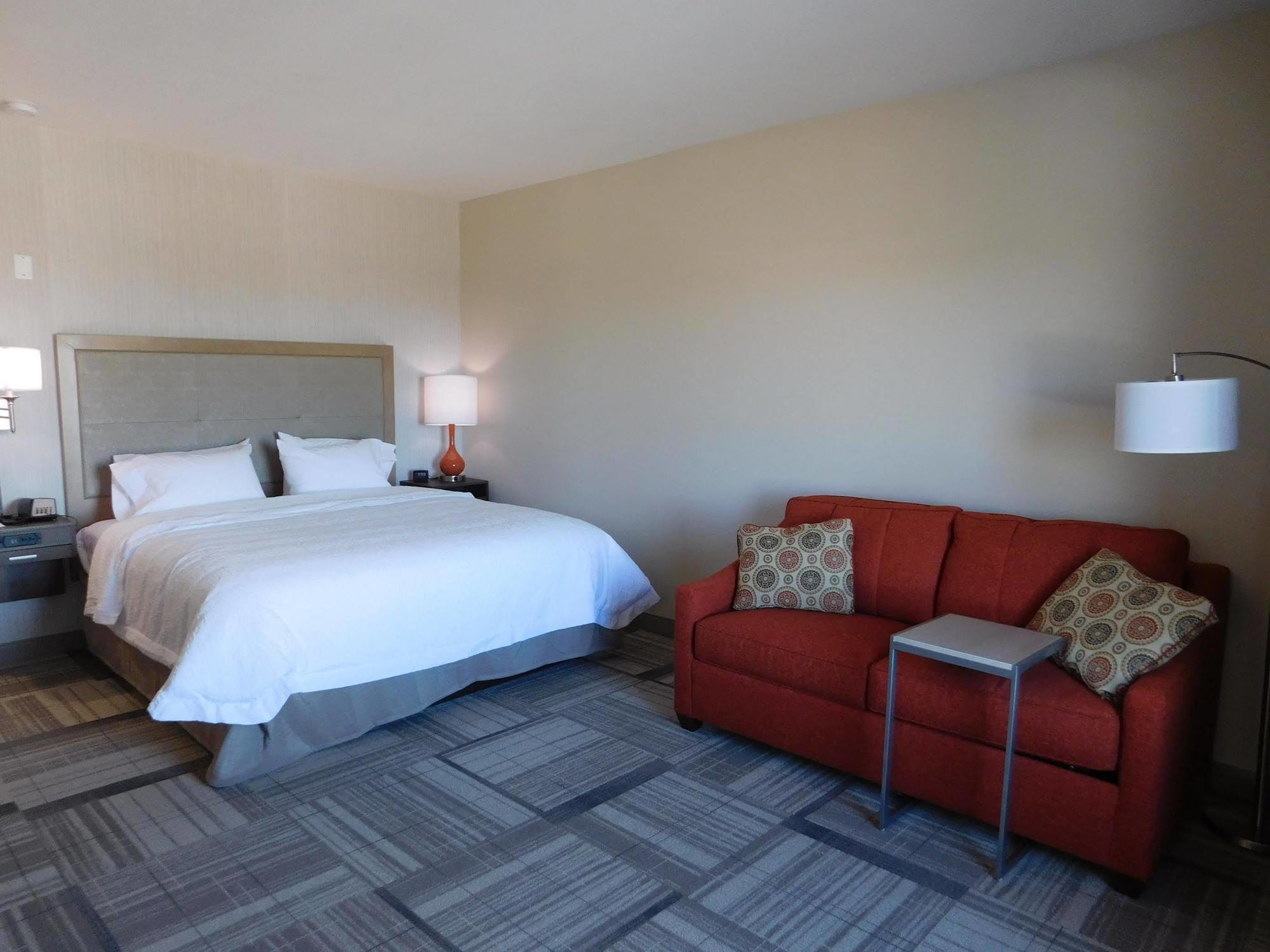 Hampton Inn & Suites Артижа Екстериор снимка